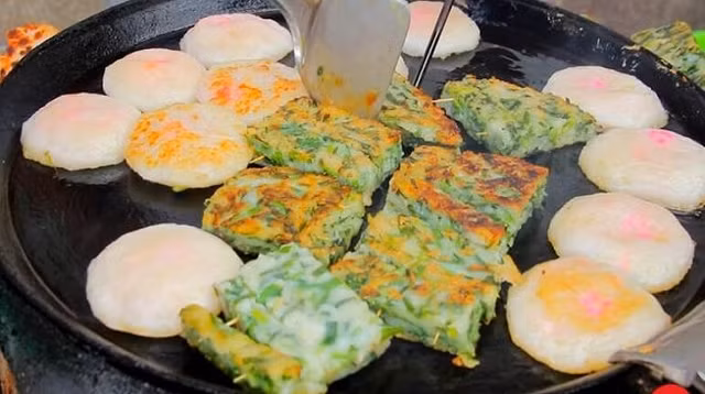 Thuong thuc cac mon banh doc la trong pho nguoi Hoa o Sai Gon