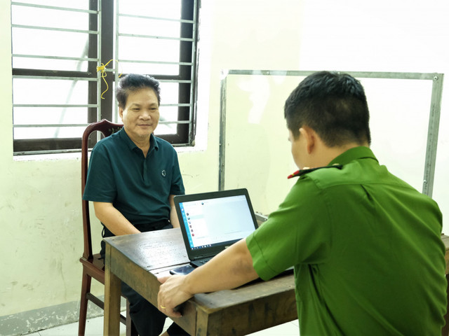Hai đại gia ở Hà Tĩnh cầm súng dọa bắn nhau là ai? - Hình 4 Hai dai gia o Ha Tinh cam sung doa ban nhau la ai?-Hinh-4