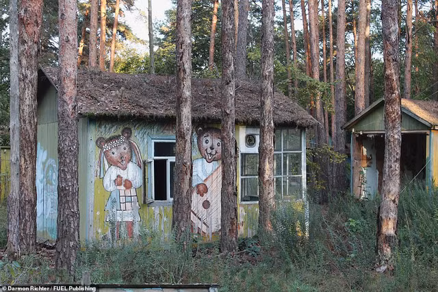 Sau 34 nam tham kich hat nhan, “vung dat chet” Chernobyl ra sao?-Hinh-10