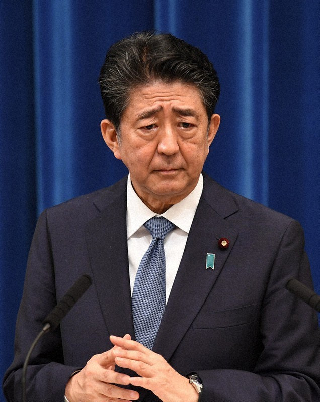 Những bê bối của ông Shinzo Abe khi đương chức Thủ tướng Nhật - Hình 8 Nhung be boi cua ong Shinzo Abe khi duong chuc Thu tuong Nhat-Hinh-8