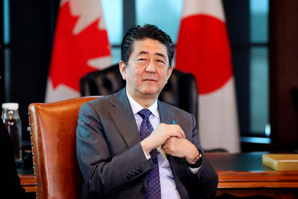 Những bê bối của ông Shinzo Abe khi đương chức Thủ tướng Nhật - Hình 5 Nhung be boi cua ong Shinzo Abe khi duong chuc Thu tuong Nhat-Hinh-5