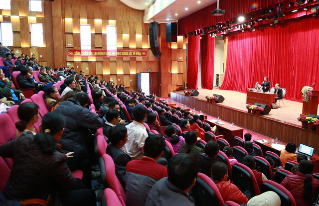 500 học sinh đồng loạt nghỉ học: Chủ tịch tỉnh Quảng Ninh ra chỉ đạo - Hình 2 500 hoc sinh dong loat nghi hoc: Chu tich tinh Quang Ninh ra chi dao-Hinh-2