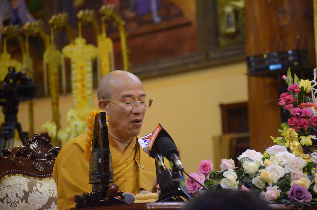 Kỷ luật Trụ trì chùa Ba Vàng: Vì sao phải chờ hướng dẫn của GHPG Việt Nam? Ky luat Tru tri chua Ba Vang: Vi sao phai cho huong dan cua GHPG Viet Nam?