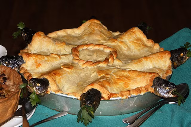 10 mon an la doi chi co o nuoc Anh-Hinh-2