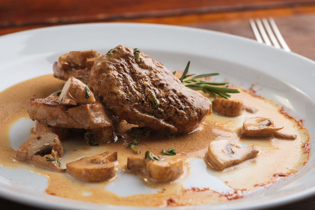 Khám phá thực đơn ăn uống đặc biệt của Hoàng gia Anh - Hình 8 Kham pha thuc don an uong dac biet cua Hoang gia Anh-Hinh-8