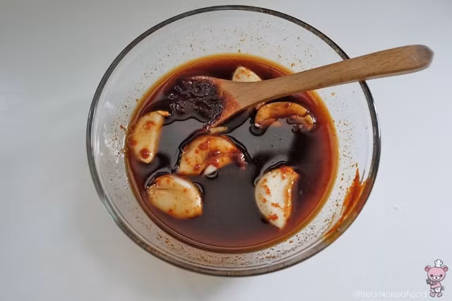 Cong thuc lam mon dui ga nuong BBQ ngon tuyet cu meo-Hinh-2