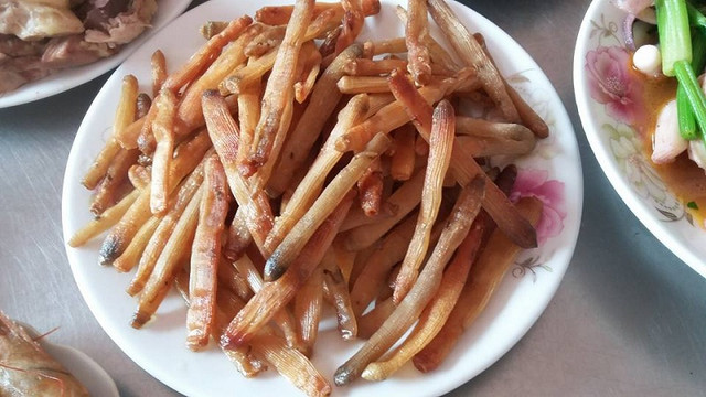 Những loại hải sản cực bổ nhưng nhìn thấy là "chạy mất dép" - Hình 8 Nhung loai hai san cuc bo nhung nhin thay la