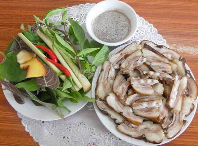 Người bệnh gút nên hạn chế ăn thực phẩm nào trong ngày Tết? - Hình 7 Nguoi benh gut nen han che an thuc pham nao trong ngay Tet?-Hinh-7