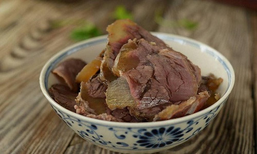 Trổ tài làm món bắp bò ngâm mắm ngon tuyệt ăn Tết - Hình 11 Tro tai lam mon bap bo ngam mam ngon tuyet an Tet-Hinh-11