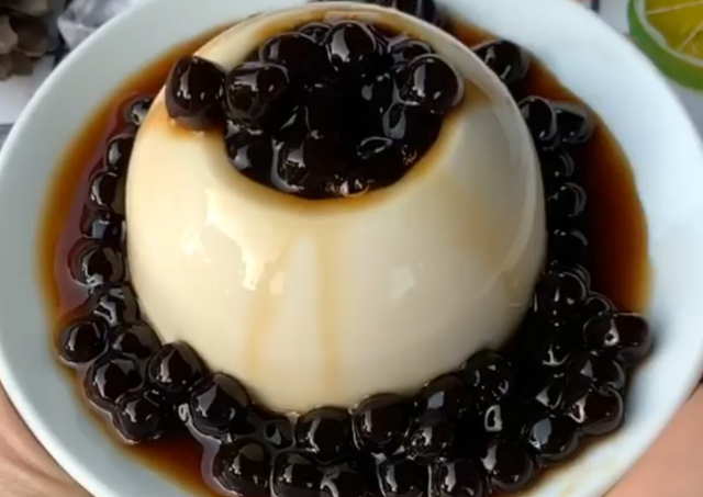 Cách làm món tàu hũ trân châu đường đen giải nhiệt đang gây sốt - Hình 6 Cach lam mon tau hu tran chau duong den giai nhiet dang gay sot-Hinh-6
