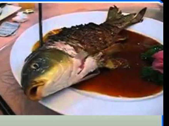 Món cá Âm Dương không dành cho người yếu tim ở Đài Loan - Hình 2 Mon ca Am Duong khong danh cho nguoi yeu tim o Dai Loan-Hinh-2