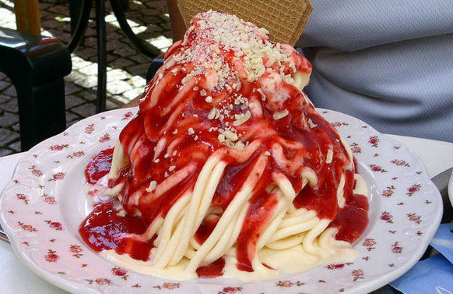 Món kem nổi tiếng của Đức nhìn tưởng mỳ Spaghettieis - Hình 11 Mon kem noi tieng cua Duc nhin tuong my Spaghettieis-Hinh-11