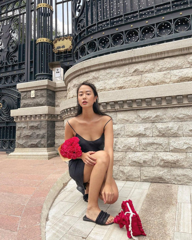 Mỹ nhân gốc Việt đóng MV Trốn tìm của Đen Vâu mặc thả rông vòng 1 gợi cảm My nhan goc Viet dong MV Tron tim cua Den Vau mac tha rong vong 1 goi cam