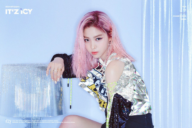 Hé lộ cách chăm sóc da của 5 thành viên nhóm nhạc Hàn ITZY - Hình 6 He lo cach cham soc da cua 5 thanh vien nhom nhac Han ITZY-Hinh-6