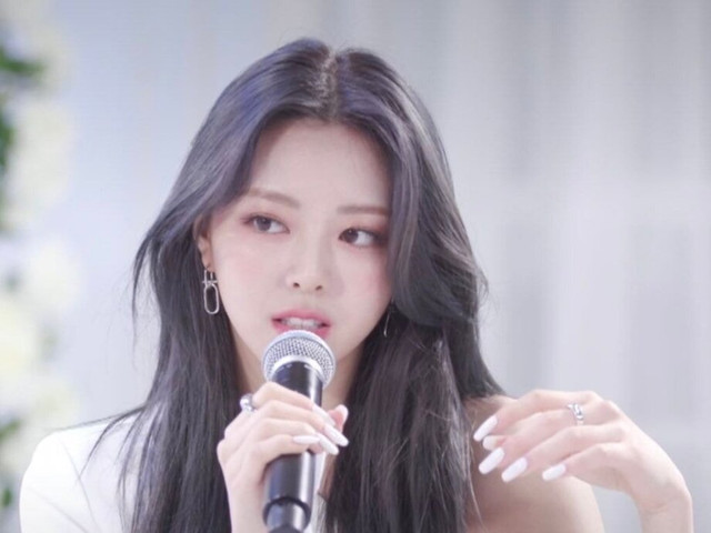 Hé lộ cách chăm sóc da của 5 thành viên nhóm nhạc Hàn ITZY - Hình 7 He lo cach cham soc da cua 5 thanh vien nhom nhac Han ITZY-Hinh-7