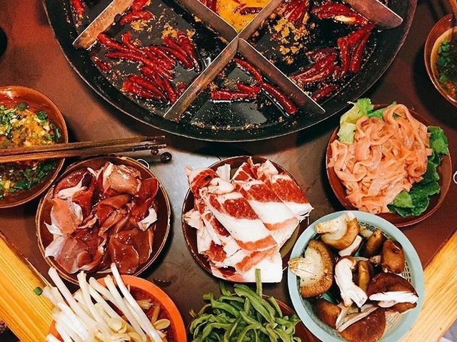 10 món độc đáo trên bàn ăn vào ngày Tết cổ truyền ở Singapore - Hình 4 10 mon doc dao tren ban an vao ngay Tet co truyen o Singapore-Hinh-4