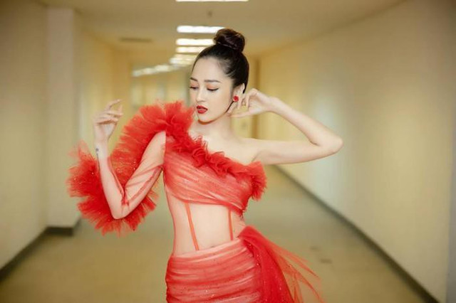 Sau khi chia tay Ho Quang Hieu, ca si Bao Anh ngay cang nong bong-Hinh-3