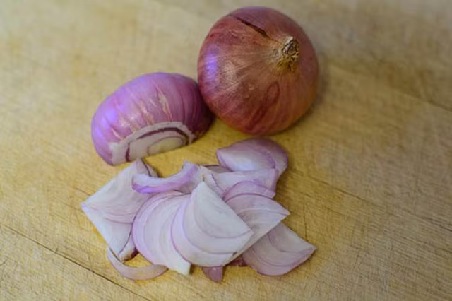 Nhung thuc pham can tranh khi ban bi benh