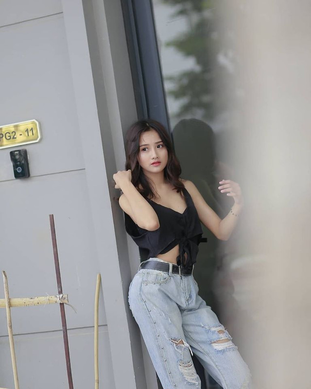 Vẻ đẹp trong sáng của nữ sinh Việt gây sốt báo ngoại - Hình 10 Ve dep trong sang cua nu sinh Viet gay sot bao ngoai-Hinh-10