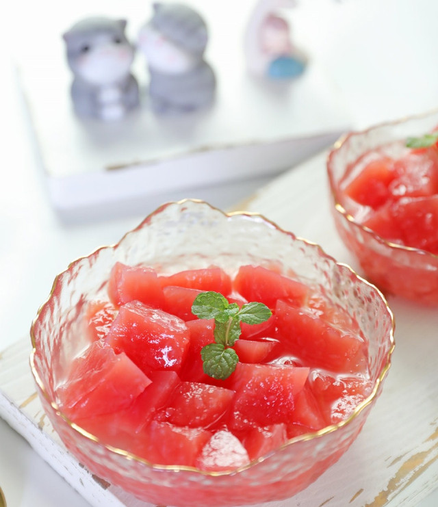 Bí quyết làm món sương sa dưa hấu vừa mát lại cực bổ cho mùa hè - Hình 12 Bi quyet lam mon suong sa dua hau vua mat lai cuc bo cho mua he-Hinh-12