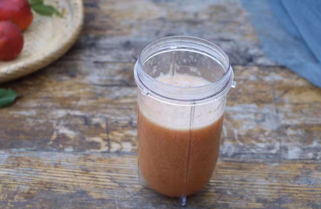 Cach lam nuoc ep dao long vang cuc thom ngon cho ngay he-Hinh-8