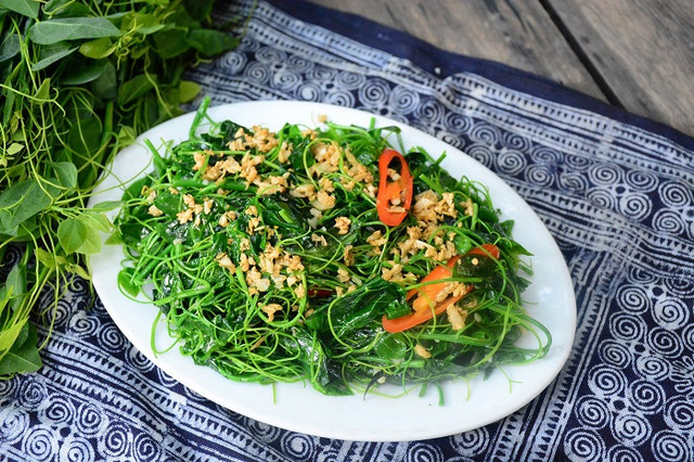 Mẹo thêm chút dầu mè giúp rau xanh mướt - Hình 8 Meo them chut dau me giup rau xanh muot-Hinh-8