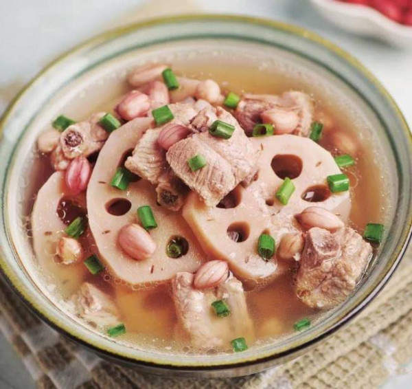 Món ăn giúp bổ máu lại hết nám trên mặt - Hình 3 Mon an giup bo mau lai het nam tren mat-Hinh-3