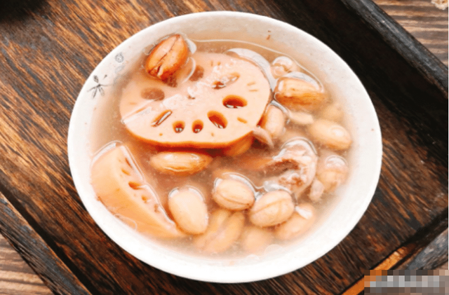 Món ăn giúp bổ máu lại hết nám trên mặt - Hình 11 Mon an giup bo mau lai het nam tren mat-Hinh-11