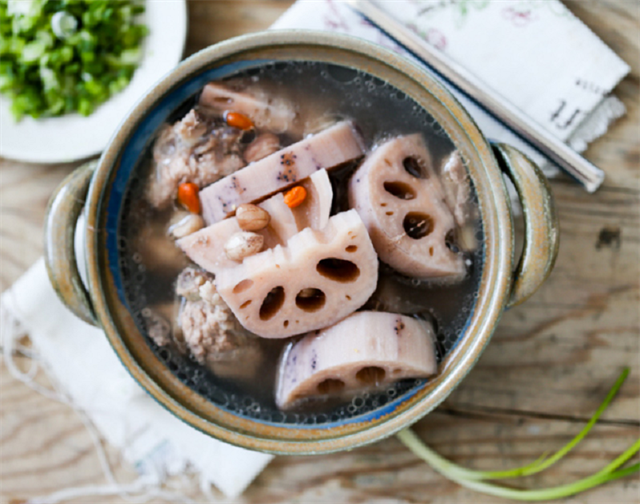 Món ăn giúp bổ máu lại hết nám trên mặt - Hình 7 Mon an giup bo mau lai het nam tren mat-Hinh-7