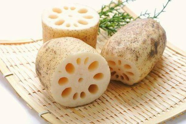 Món ăn giúp bổ máu lại hết nám trên mặt - Hình 2 Mon an giup bo mau lai het nam tren mat-Hinh-2