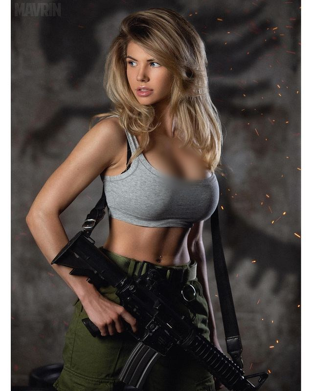 Hot girl gợi cảm người Nga chuộng phong cách o ép vòng một - Hình 8 Hot girl goi cam nguoi Nga chuong phong cach o ep vong mot-Hinh-8