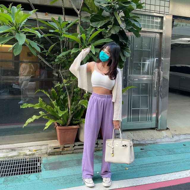 Gu thời trang nóng bỏng của nữ giáo viên chuyển nghề làm y tá Quách Nãi Duy - Hình 12 Gu thoi trang nong bong cua nu giao vien chuyen nghe lam y ta Quach Nai Duy-Hinh-12