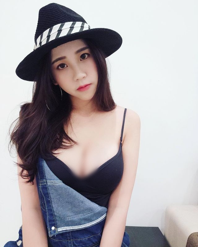 Gu thời trang nóng bỏng của nữ giáo viên chuyển nghề làm y tá Quách Nãi Duy - Hình 7 Gu thoi trang nong bong cua nu giao vien chuyen nghe lam y ta Quach Nai Duy-Hinh-7