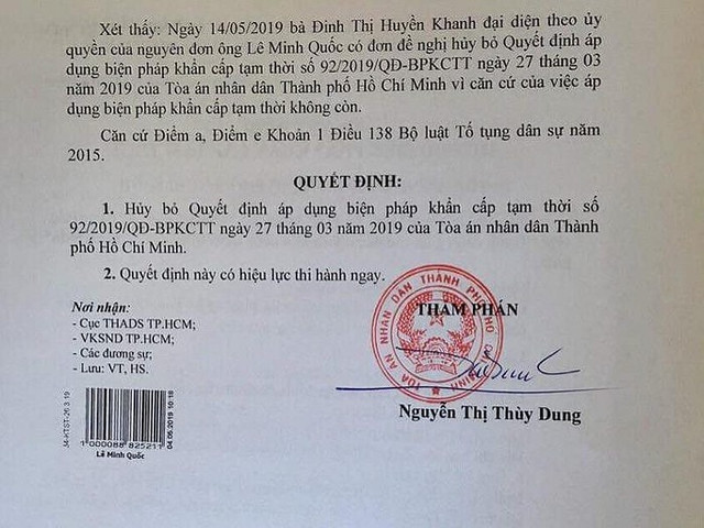 Điều gì đang diễn ra trong Hội đồng quản trị Eximbank rối như canh hẹ? - Hình 2 Dieu gi dang dien ra trong Hoi dong quan tri Eximbank roi nhu canh he?-Hinh-2