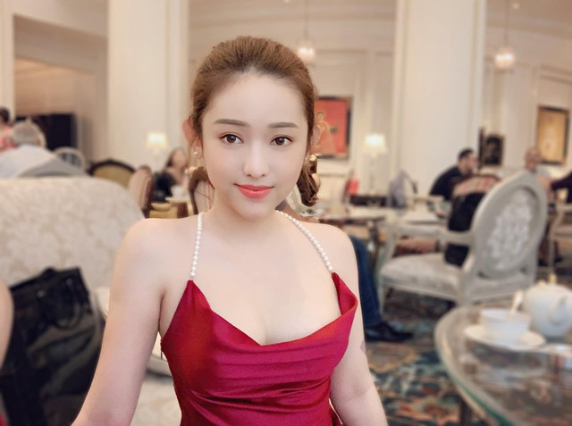 Hàng loạt sao Việt tháo túi ngực: Tiết lộ lý do khủng khiếp - Hình 3 Hang loat sao Viet thao tui nguc: Tiet lo ly do khung khiep-Hinh-3