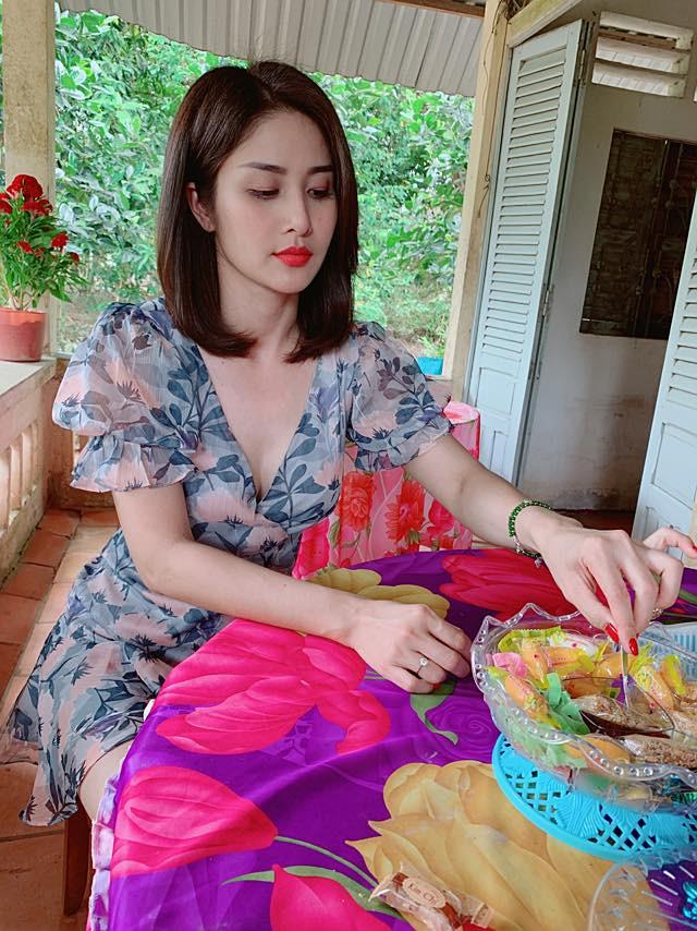 Thảo Trang nâng ngực 'khủng' ngày càng gợi cảm - Hình 10 Thao Trang nang nguc 'khung' ngay cang goi cam-Hinh-10
