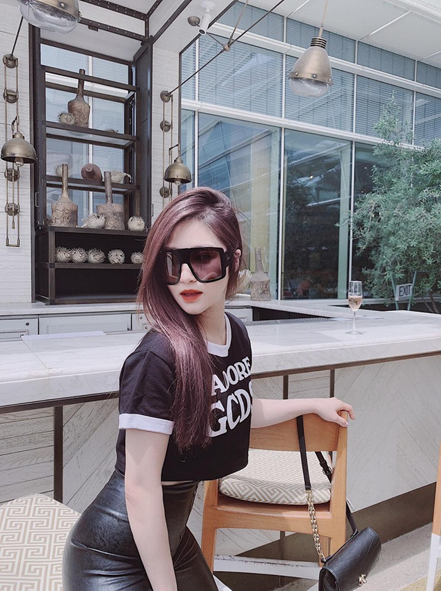 Hương Tràm lột xác với gu thời trang mới sau khi sang Mỹ du học - Hình 4 Huong Tram lot xac voi gu thoi trang moi sau khi sang My du hoc-Hinh-4