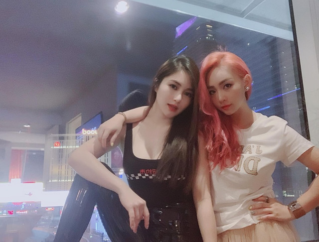 Hương Tràm lột xác với gu thời trang mới sau khi sang Mỹ du học - Hình 6 Huong Tram lot xac voi gu thoi trang moi sau khi sang My du hoc-Hinh-6