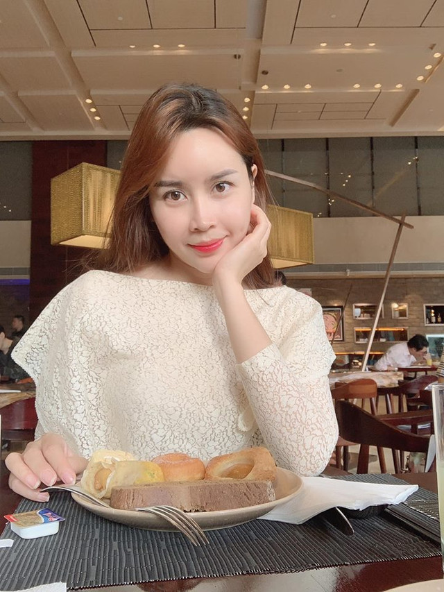 Sau khi đụng dao kéo, Lưu Hương Giang ngày càng nhuận sắc - Hình 6 Sau khi dung dao keo, Luu Huong Giang ngay cang nhuan sac-Hinh-6