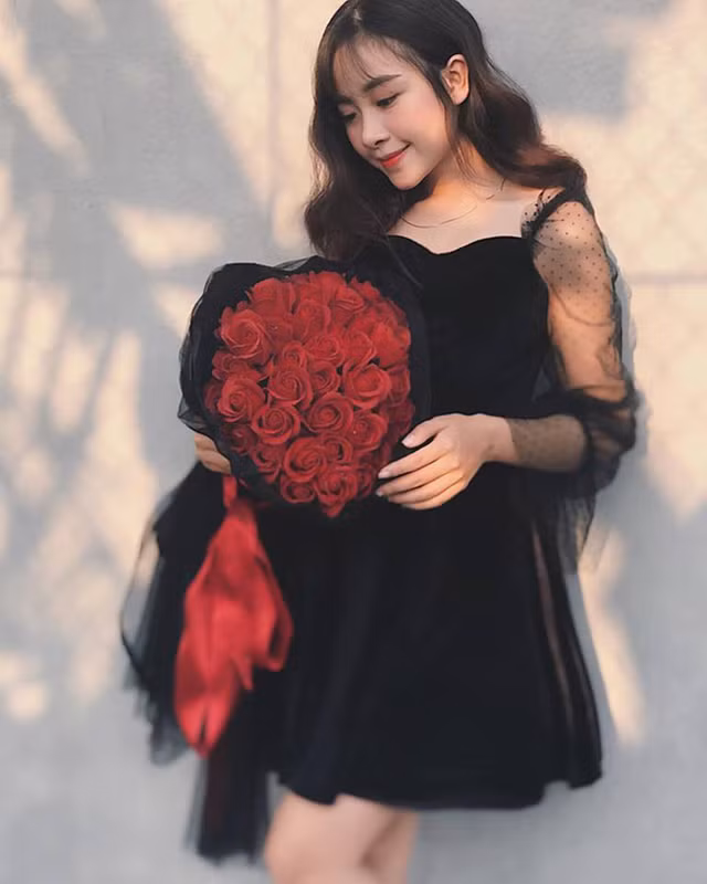 Phong cach thoi trang tre trung cua hotgirl ban gai cau thu Phan Van Duc-Hinh-8