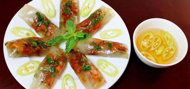 Những đặc sản đậm đà vị Huế mà du khách không thể bỏ qua - Hình 8 Nhung dac san dam da vi Hue ma du khach khong the bo qua-Hinh-8