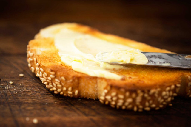 10 thực phẩm tuyệt đối không ăn khi cảm lạnh, cúm kẻo bệnh nặng hơn - Hình 2 10 thuc pham tuyet doi khong an khi cam lanh, cum keo benh nang hon-Hinh-2