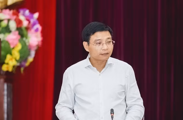 Tân Bộ trưởng Giao thông Vận tải và những hành động quyết liệt sau khi nhậm chức - Hình 2 Tan Bo truong Giao thong Van tai va nhung hanh dong quyet liet sau khi nham chuc-Hinh-2