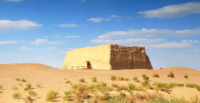 Bi an danh tinh chu nhan mo co voi kho bau day vang va hop so di dang-Hinh-6