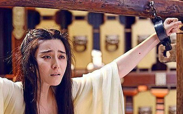 Bất ngờ lý do nữ phạm nhân xưa phải cởi áo ngoài trước khi chết - Hình 2 Bat ngo ly do nu pham nhan xua phai coi ao ngoai truoc khi chet-Hinh-2