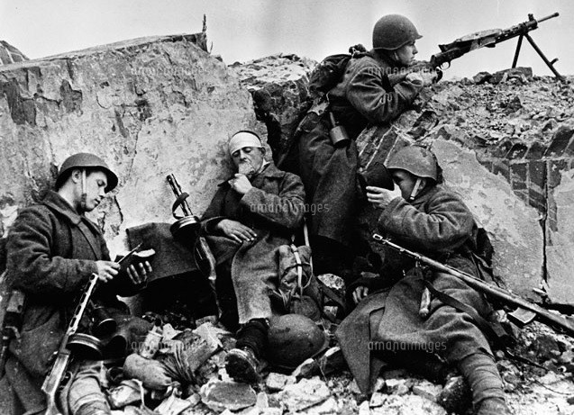 Lý do Thế chiến 2 đẫm máu hơn Chiến tranh thế giới 1 - Hình 7 Ly do The chien 2 dam mau hon Chien tranh the gioi 1-Hinh-7