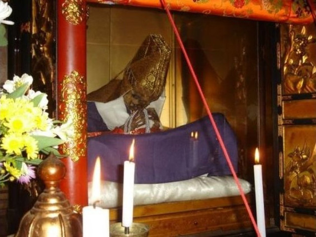 Bi thuat tu uop xac cuc khac nghiet cua thien su xua-Hinh-6