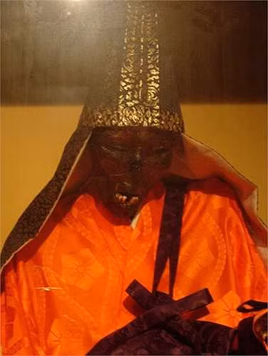 Bi thuat tu uop xac cuc khac nghiet cua thien su xua-Hinh-10