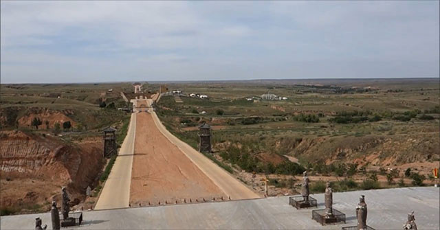 Tần Thủy Hoàng với con đường xây 2.000 năm sau không mọc cỏ - Hình 6 Tan Thuy Hoang voi con duong xay 2.000 nam sau khong moc co-Hinh-6