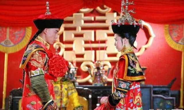 Phò mã nhà Thanh và nỗi khổ khó nói Pho ma nha Thanh va noi kho kho noi